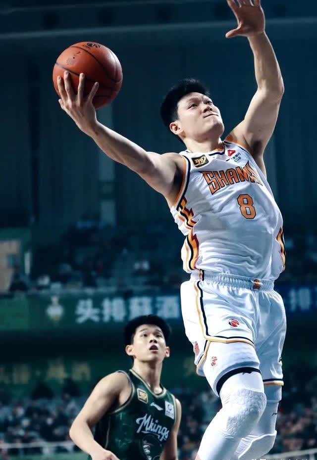 关键时刻扛起大梁，球队晋级总决赛在望的简单介绍